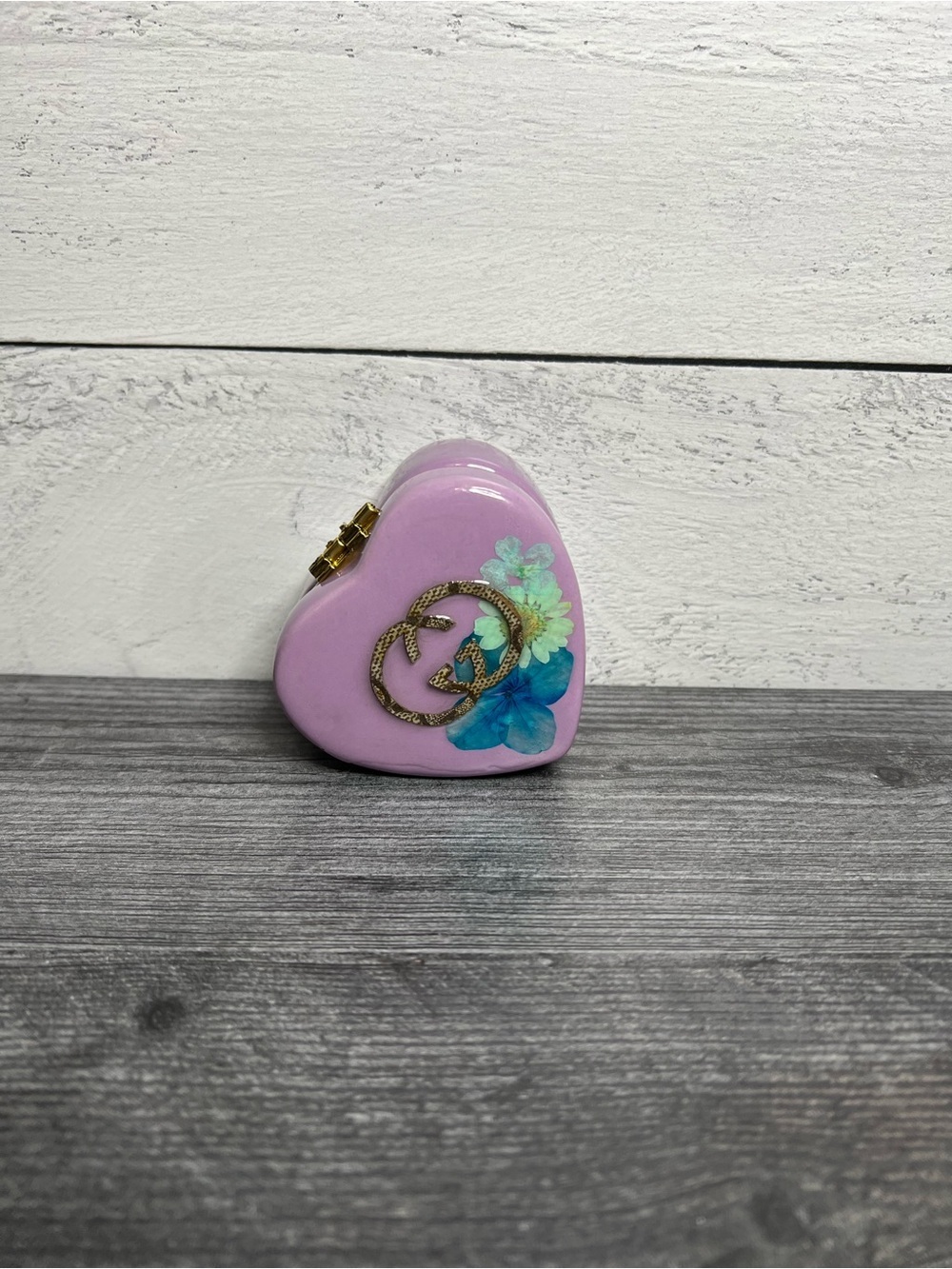 Gucci Heart Shaped Purple Jewelry Box with Floral Accent